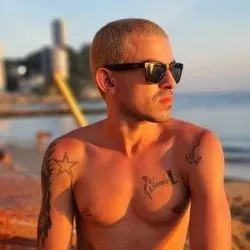 OnlyFans cuenta anjouriel10 avatar 1