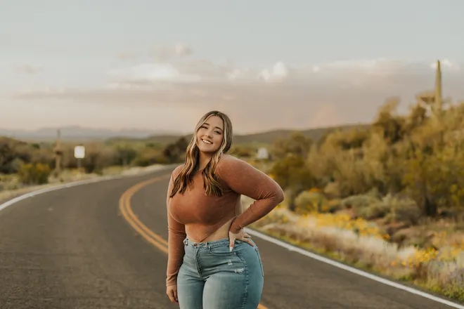 OnlyFans cuenta chloevantassel19 header 2