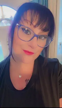 OnlyFans account  curvygal84 avatar 1