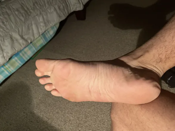 OnlyFans cuenta juicytoesforyou69 header 2