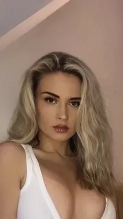 OnlyFans account  alysdaly avatar 1
