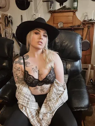 OnlyFans cuenta elllarae avatar 1