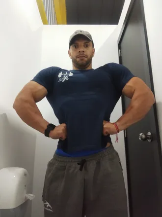OnlyFans cuenta franck9410 header 2