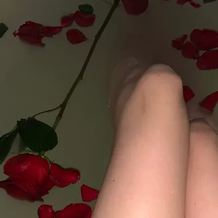OnlyFans of lazzzzzzzzzy