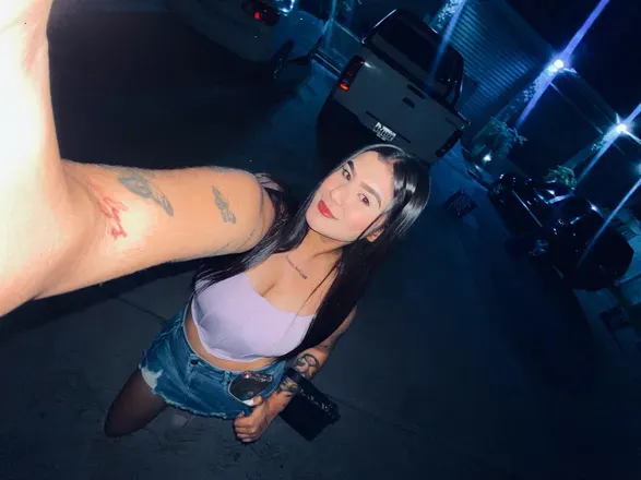 OnlyFans cuenta bvbysativa header 2