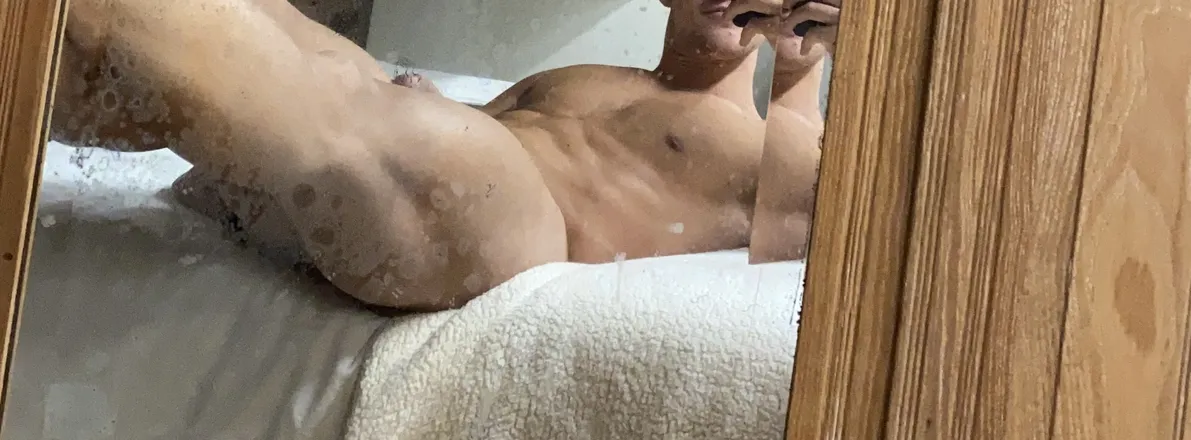 OnlyFans account  outofcontext7 header 2