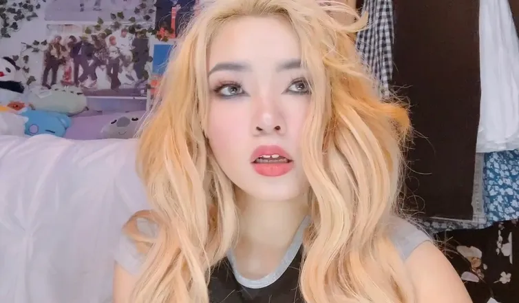 OnlyFans cuenta rubyyoo header 2