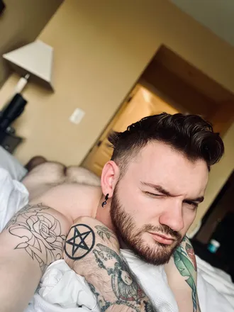 OnlyFans cuenta malakai.cook header 2