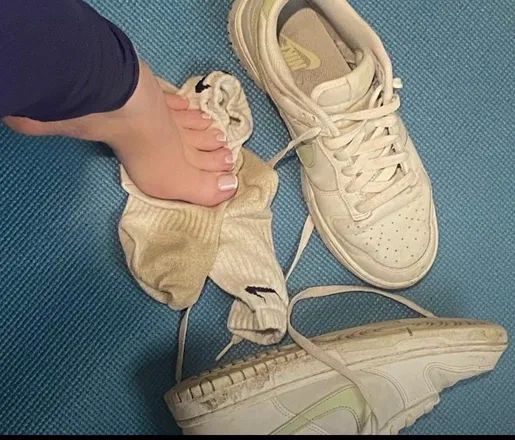 OnlyFans cuenta janasfeet header 2
