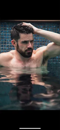 OnlyFans cuenta bare0tter90 header 2