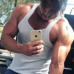 OnlyFans account  alpha_derek avatar 1