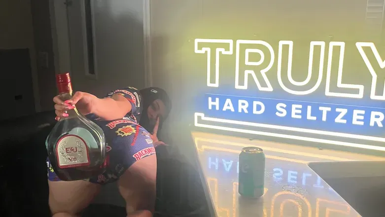 OnlyFans cuenta taterx420x header 2