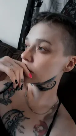 OnlyFans cuenta breezey423 avatar 1