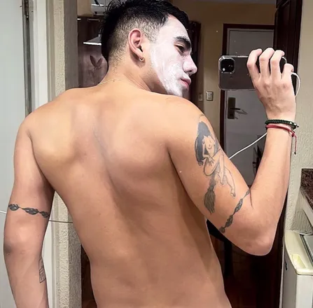 OnlyFans cuenta chrisguther header 2