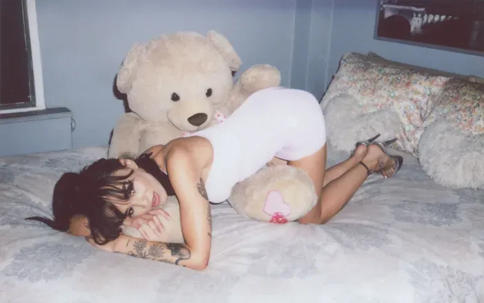 OnlyFans cuenta doseofbunni header 2