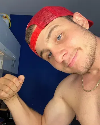 OnlyFans cuenta danyboyfit8 avatar 1