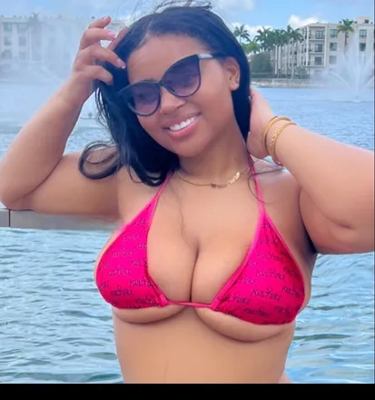 OnlyFans of prettyfaceszn2.0