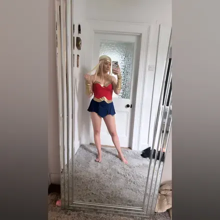 OnlyFans cuenta leahmogford header 2