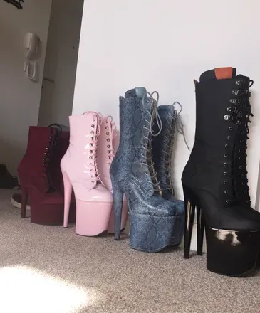 OnlyFans cuenta scarletfdoll header 2