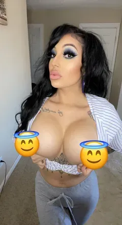 OnlyFans cuenta ellarose2220 avatar 1