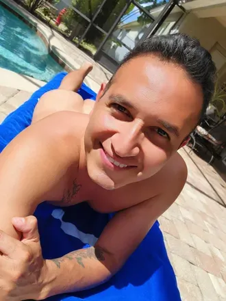OnlyFans account  davidtrc avatar 1