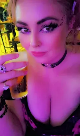 OnlyFans account  lixie23 avatar 1