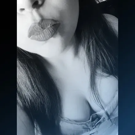 OnlyFans cuenta keniaqueen25 avatar 1