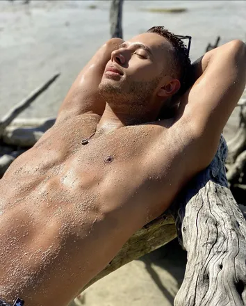 OnlyFans account  hfjsjsjxjxjsjajaj header 2