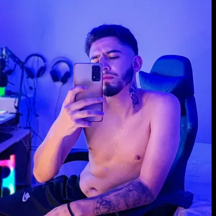 OnlyFans cuenta juan010425 avatar 1