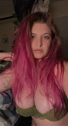 OnlyFans cuenta iindywest avatar 1
