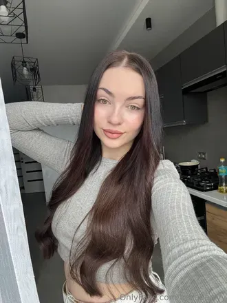 OnlyFans cuenta bellaberryyy avatar 1