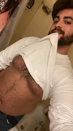 OnlyFans account  caramel_bear21 avatar 1