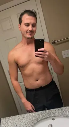 OnlyFans cuenta tucked85 avatar 1