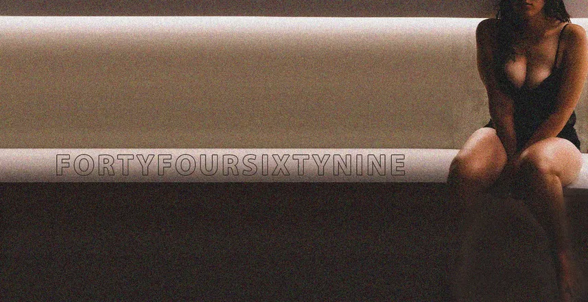 OnlyFans cuenta fortyfoursixtynine header 2