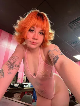 OnlyFans cuenta mooonspitt avatar 1