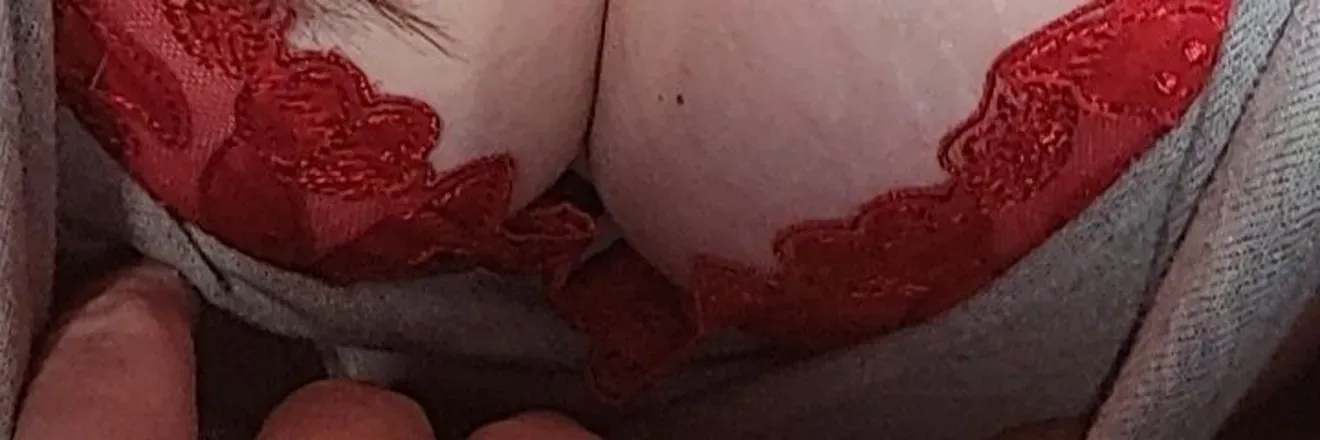 OnlyFans cuenta daddyslilpeach8 header 2