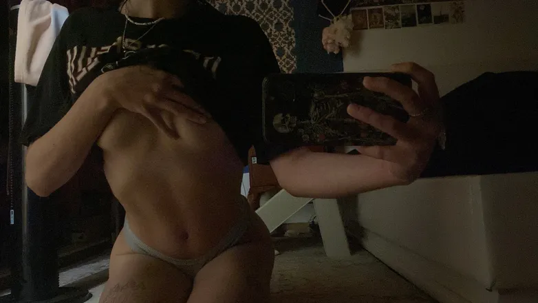 OnlyFans cuenta mads-xox header 2