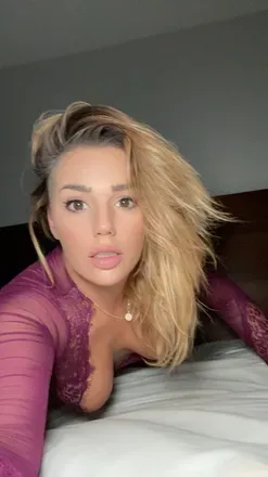 OnlyFans cuenta chloemonroe922 avatar 1