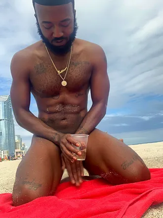 OnlyFans cuenta i_kingt header 2