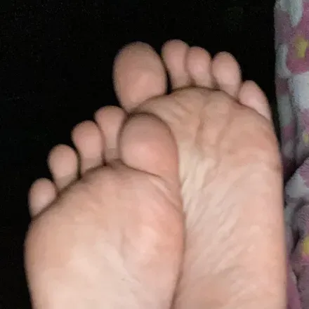 OnlyFans account  feet_pikss avatar 1