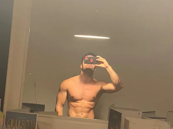 OnlyFans cuenta welshmuscle avatar 1
