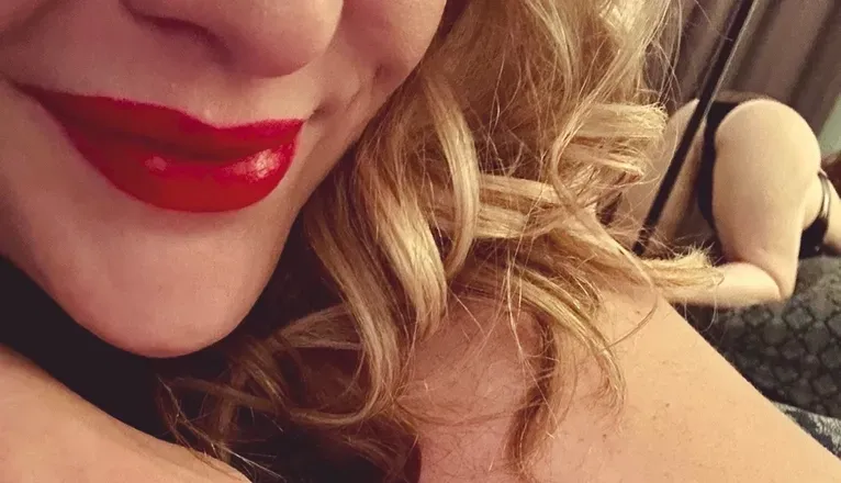 OnlyFans cuenta ambraonionbooty header 2