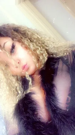 OnlyFans cuenta shugga_summer header 2
