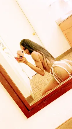 OnlyFans cuenta bamsowett header 2