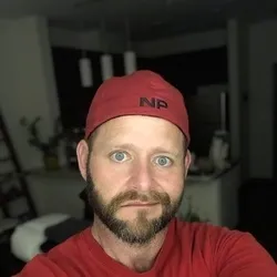 OnlyFans cuenta pinkneckbear avatar 1
