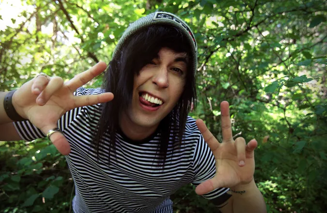 OnlyFans account  capndesdes header 2