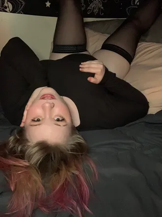 OnlyFans cuenta whippedstrawberry header 2
