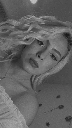 OnlyFans cuenta grumi header 2