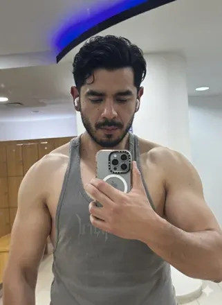 OnlyFans cuenta kalelr avatar 1