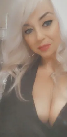 OnlyFans cuenta u208111191 header 2